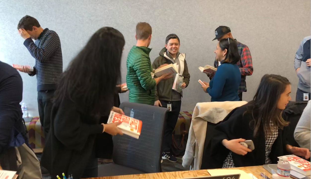 因為不相信世界有那麼美好，大家的答對率非常低。／圖：矽谷阿雅